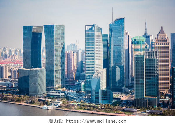 现代建筑在上海金融区上海旅游